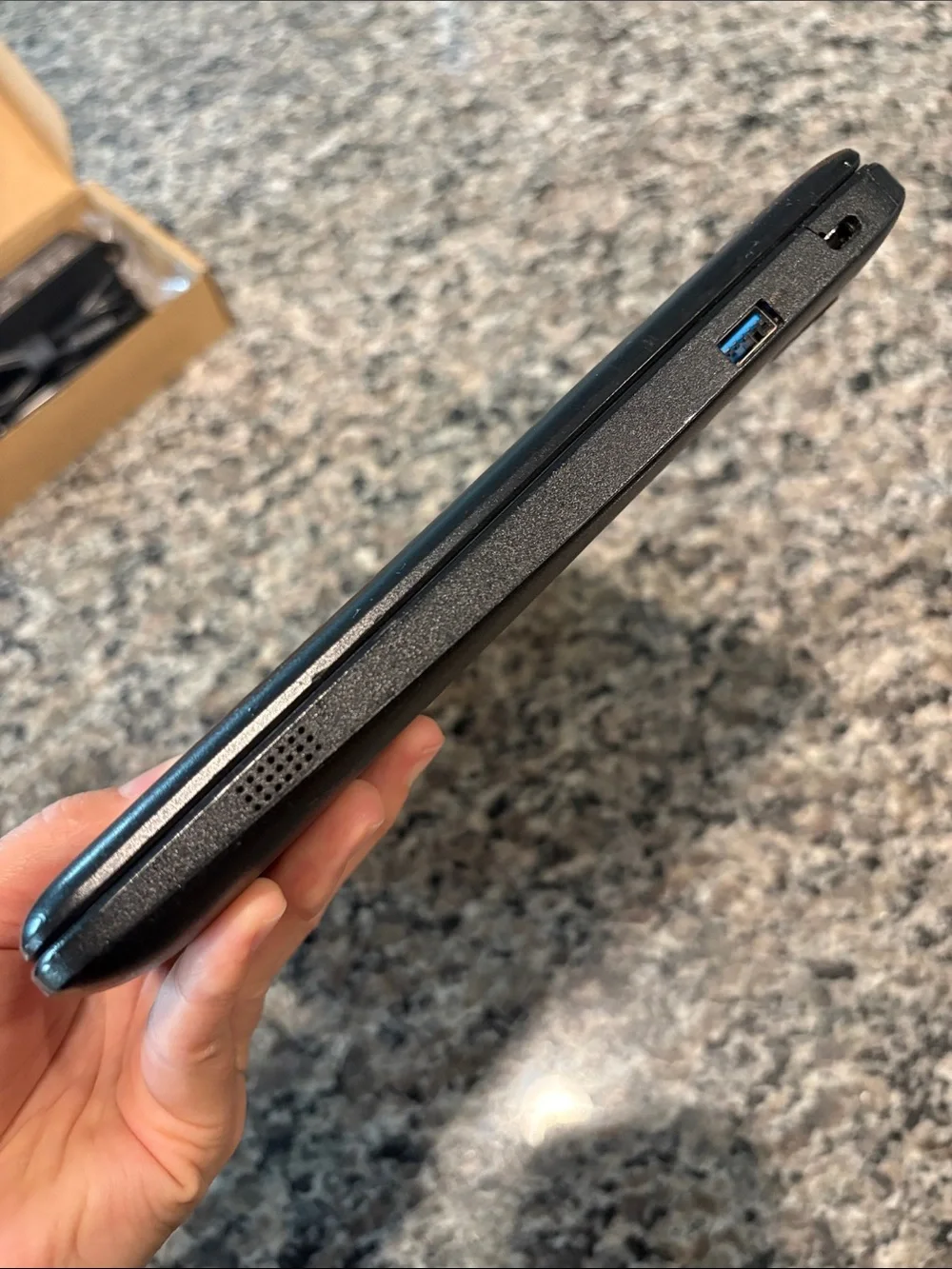 Lenevo Chrome Laptop with Brandnew Charger